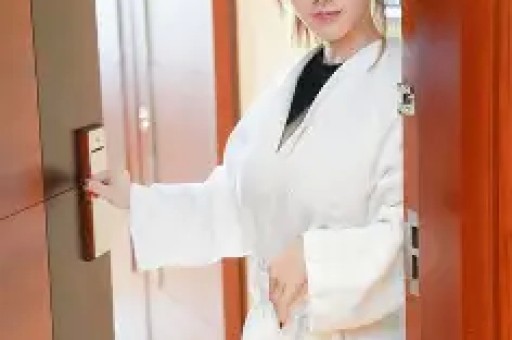白鹿不再容忍！怒锤6大谣言如今公开维护她的只有这个男人