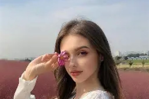 司晓迪风波又升级了！被直接找上门打假。承认照片是乱发的慌忙道歉