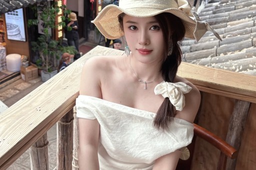 这个坚强面对绝症的少女形象不仅让 这个坚强面对绝症的少女形象不仅让